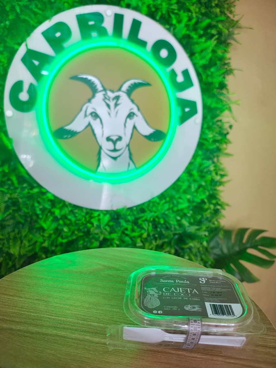 Cajeta de coco con leche de cabra