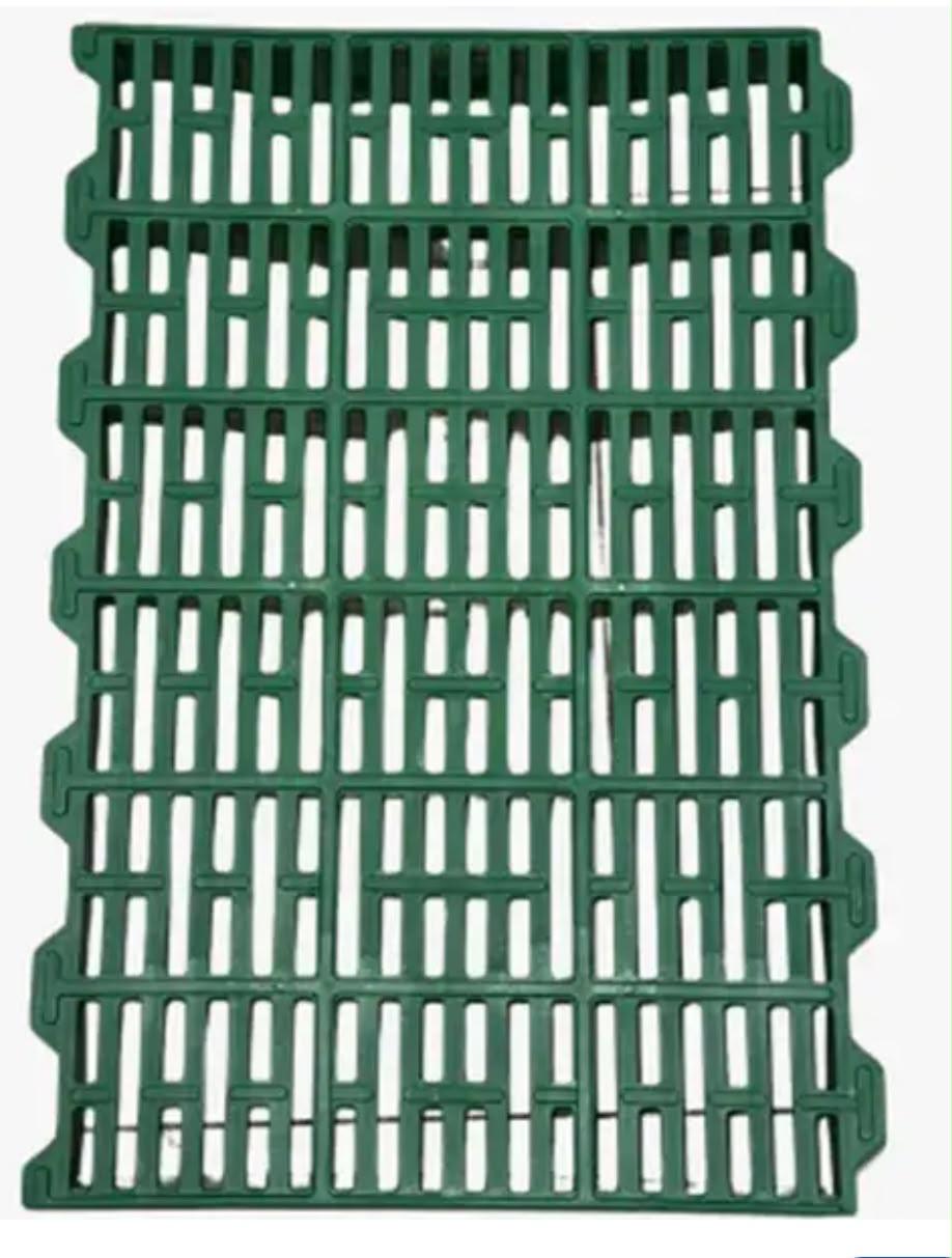 Piso plástico · 100 × 50 cm
