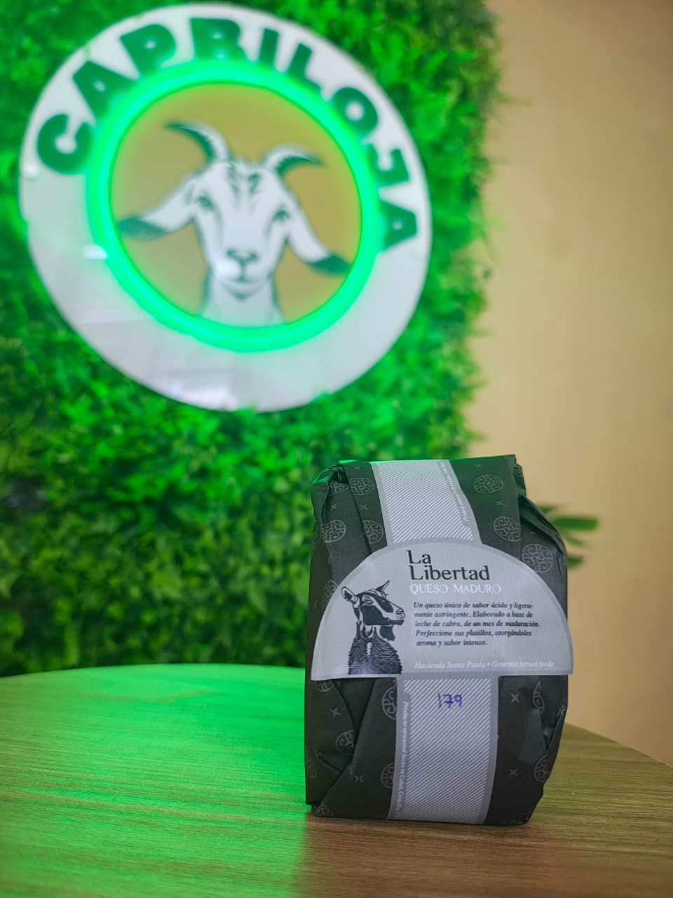 Queso maduro de cabra · La Libertad