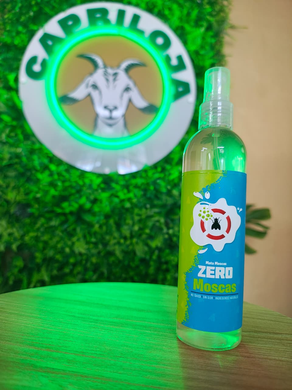 Zero Moscas · Botella con atomizador